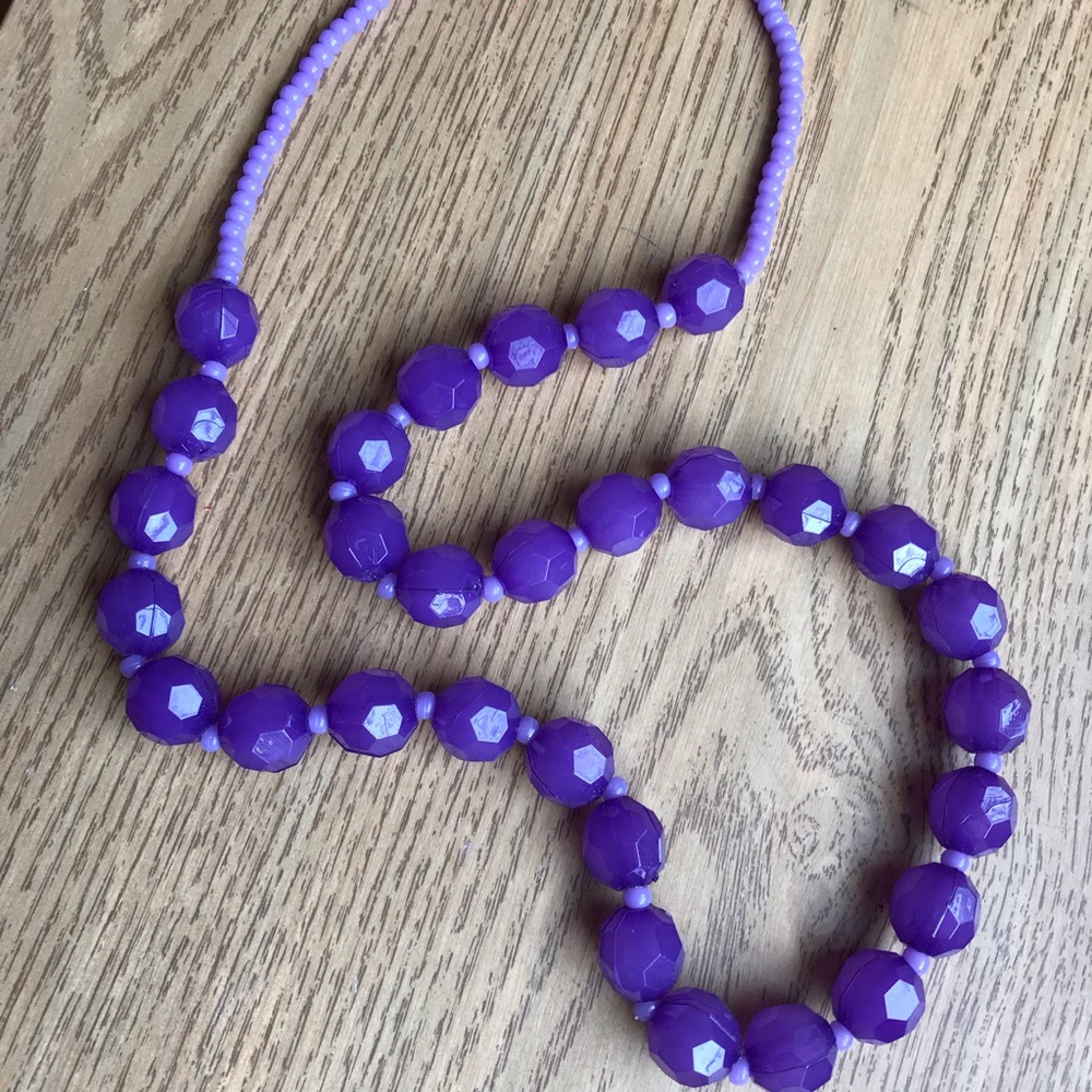 Lavender Purple Resin Bead Vintage Necklace